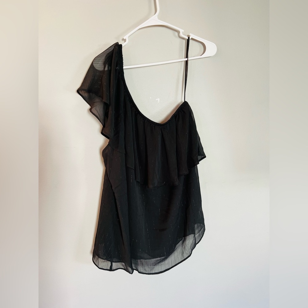 Torrid Size 2X Flowy off shoulder black blouse